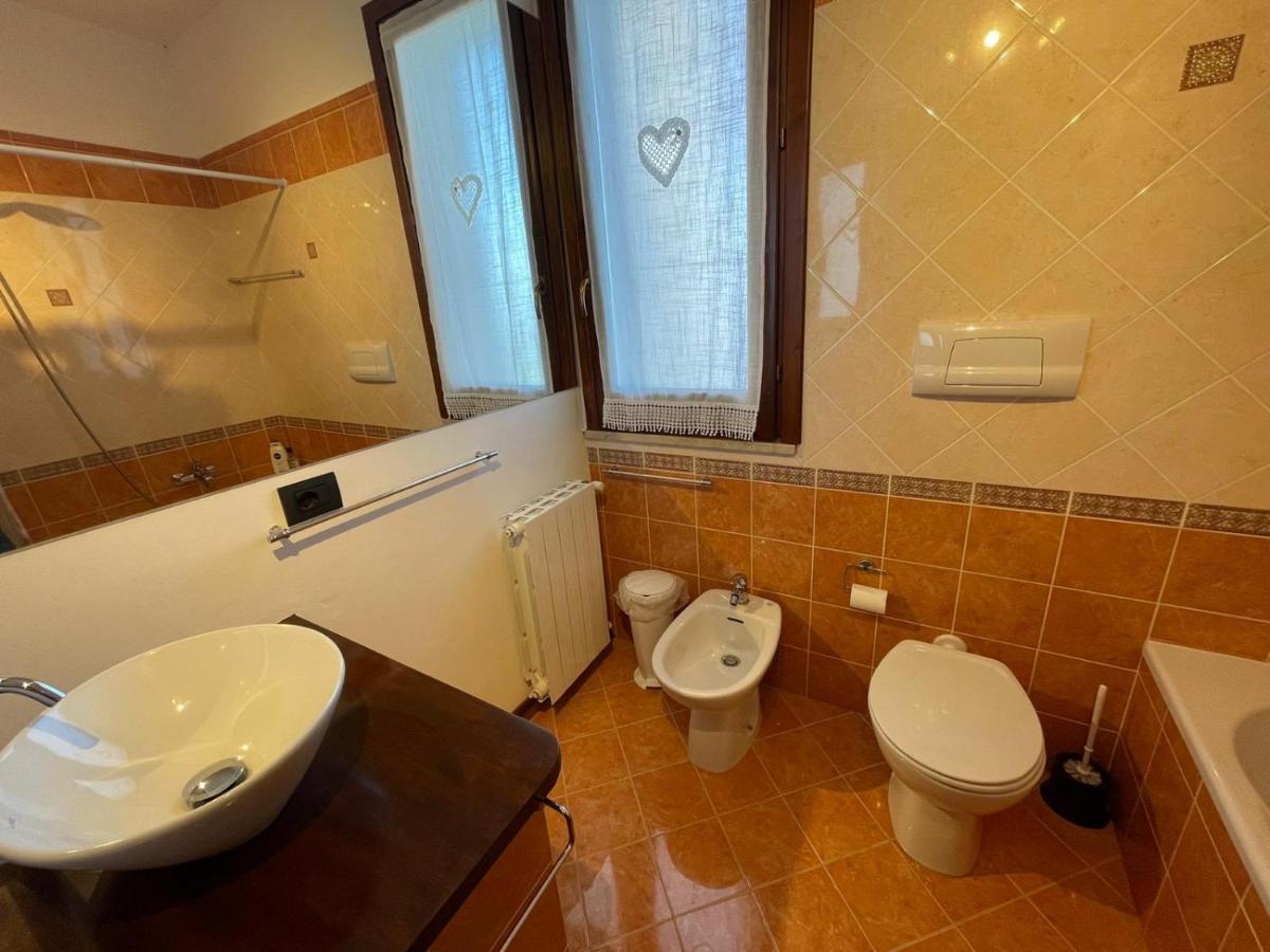 تْشيفالو B&B Roomantic & Piscina Idromassaggio المظهر الخارجي الصورة