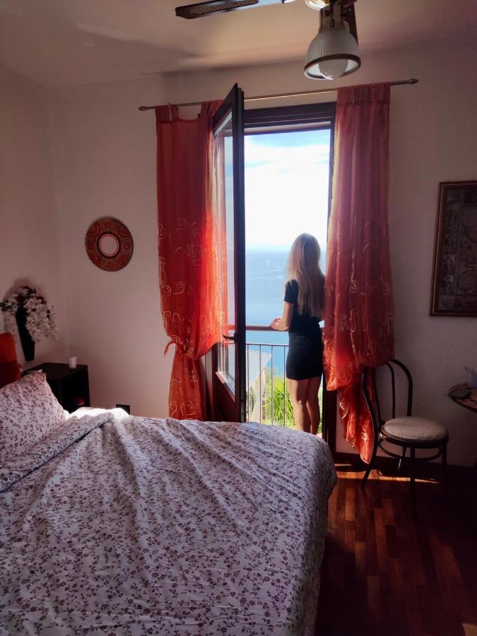 تْشيفالو B&B Roomantic & Piscina Idromassaggio المظهر الخارجي الصورة
