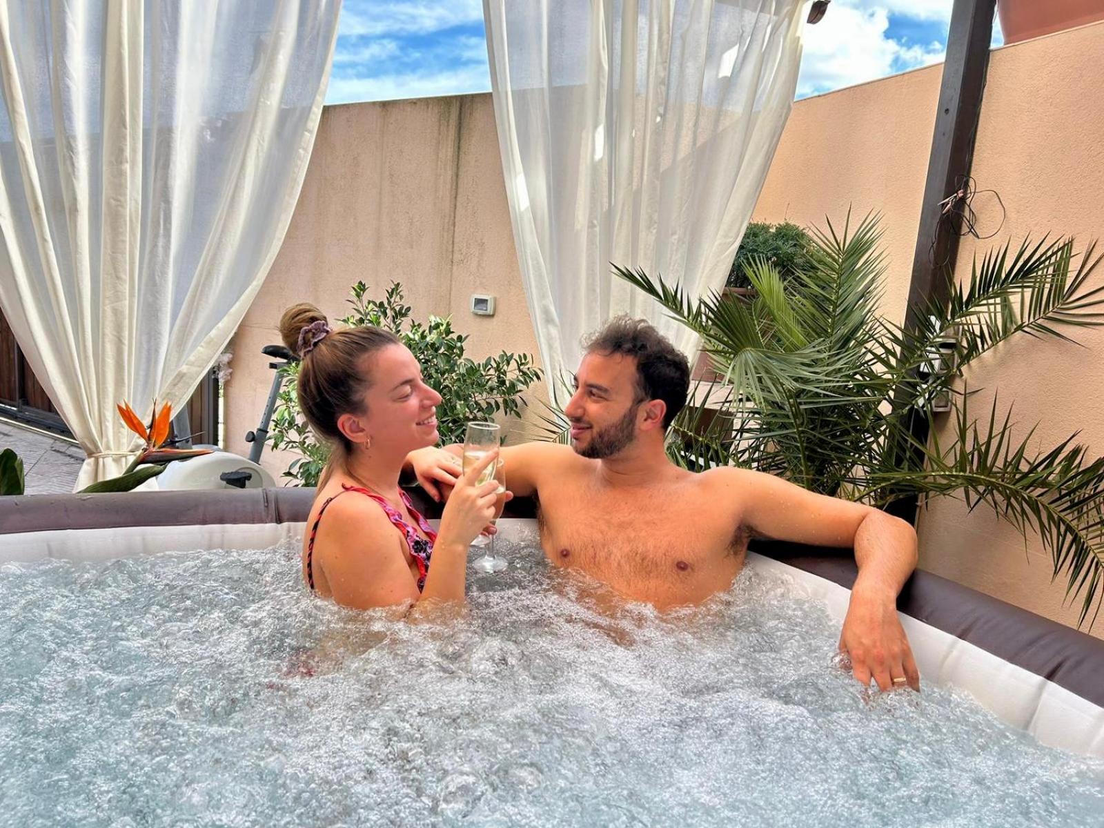 تْشيفالو B&B Roomantic & Piscina Idromassaggio المظهر الخارجي الصورة